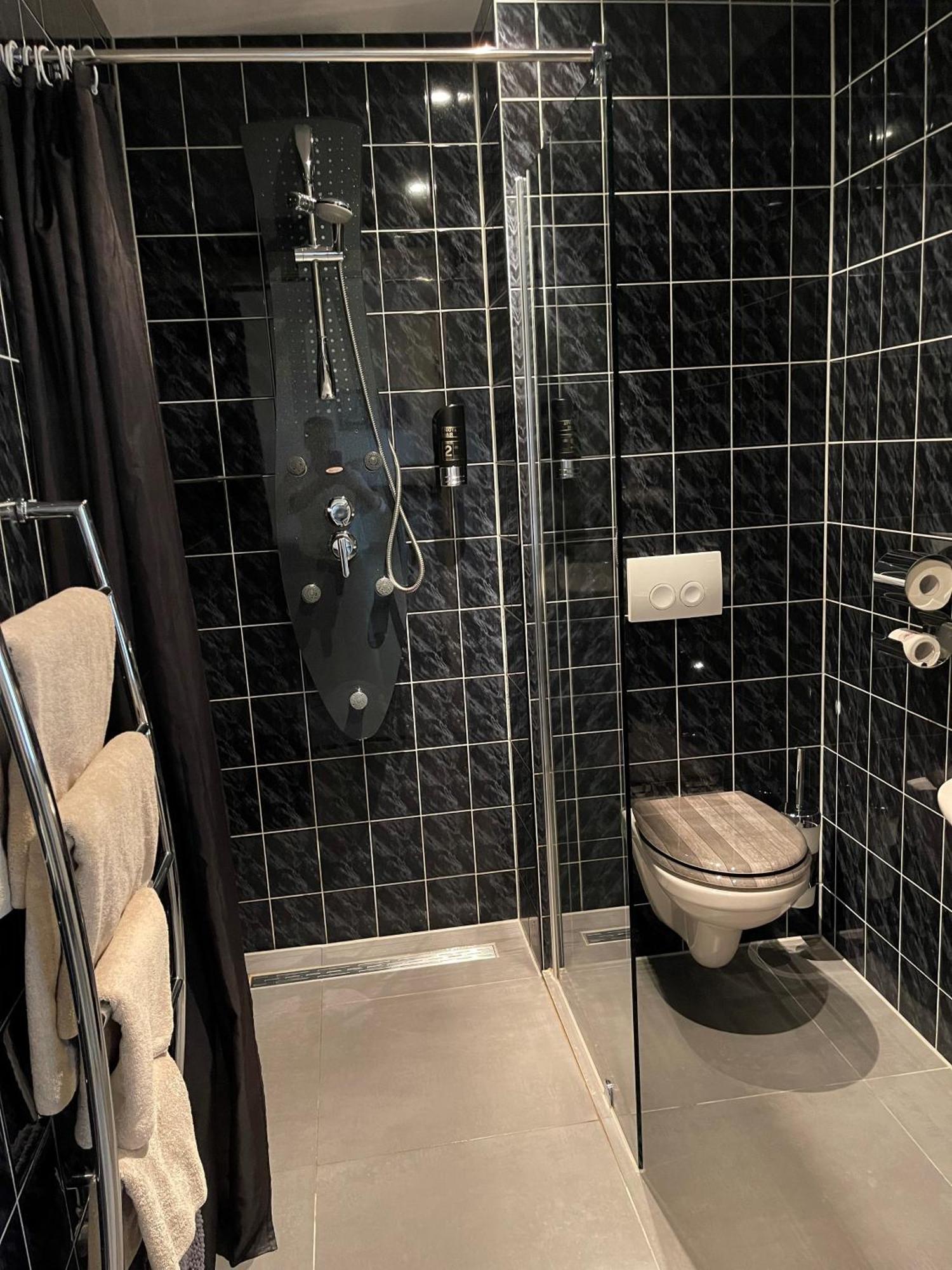 Gasterij Hotel Dennenoord Boxtel Esterno foto